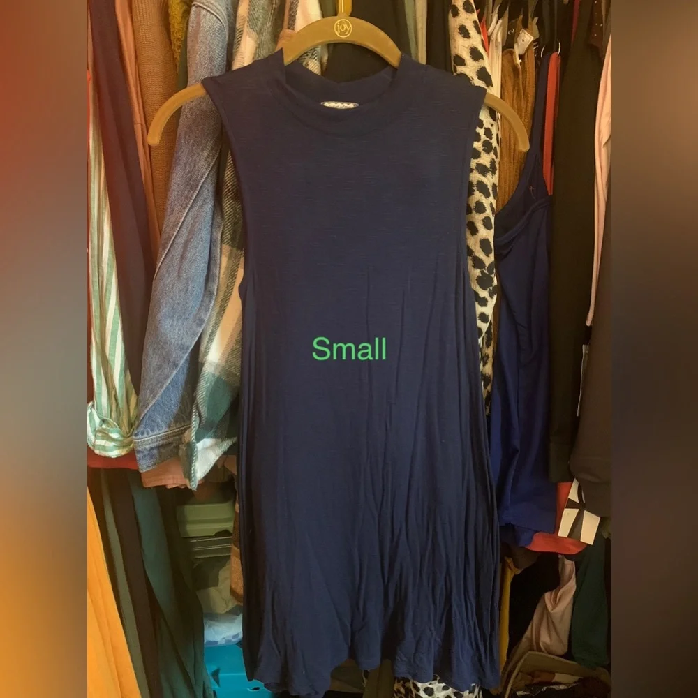 Size small bundle - Picture 4 of 6